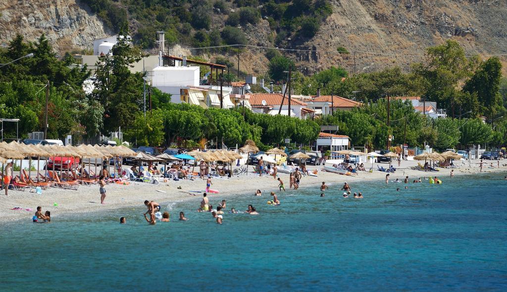 Pharos Aparthotel 2*