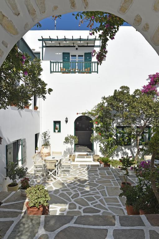 Kalypso Hotel 3*