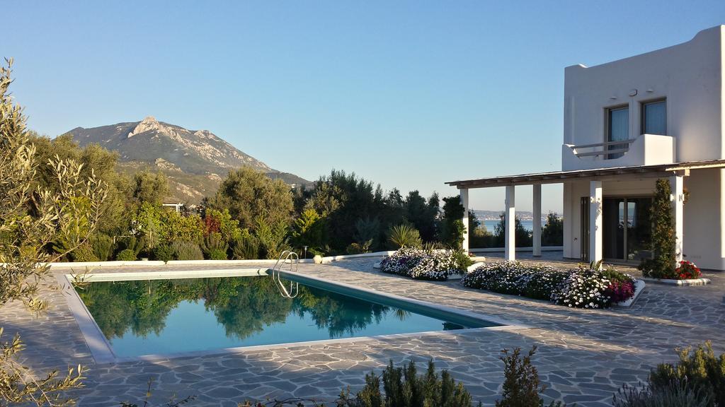 Elena In Loutraki