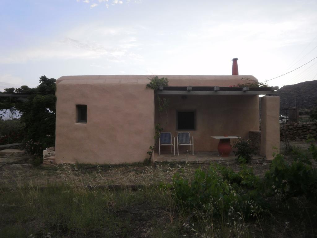 Perivoli House Holiday home Mylopotas