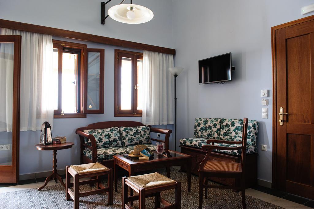 Villa Alisahni Beachfront Kiotari