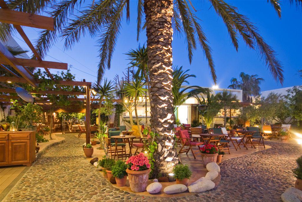 Pelican Hotel 2*