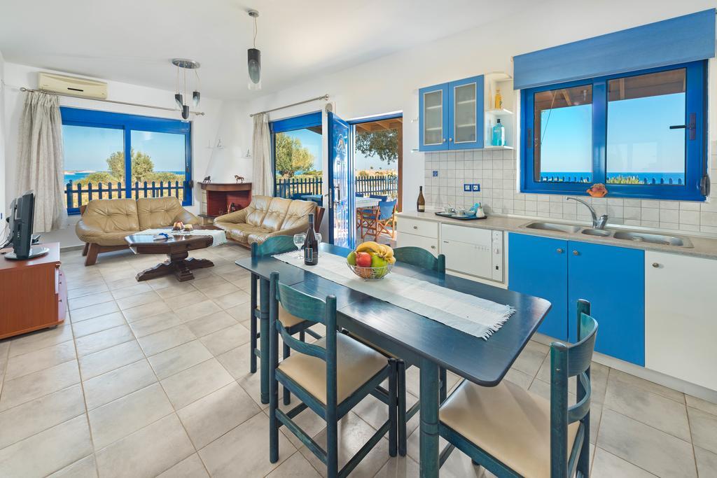 Stegna House Sea View *