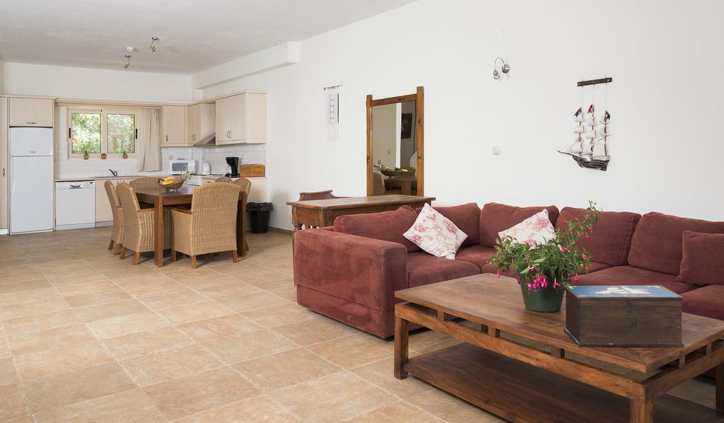 Holiday home Maisonettes With Private Pool