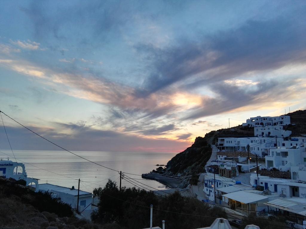 Perigiali & Folegandros