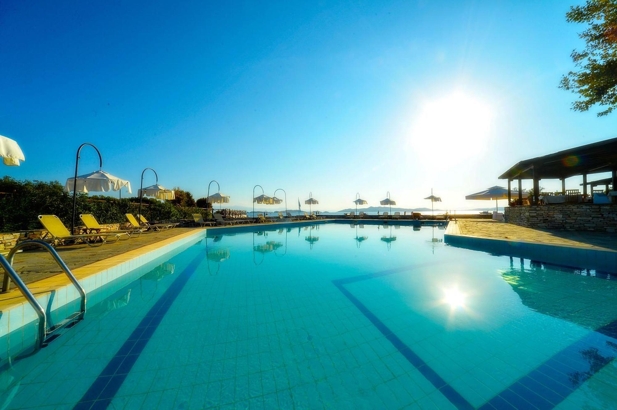 Xenia Ouranoupolis Resort 4*