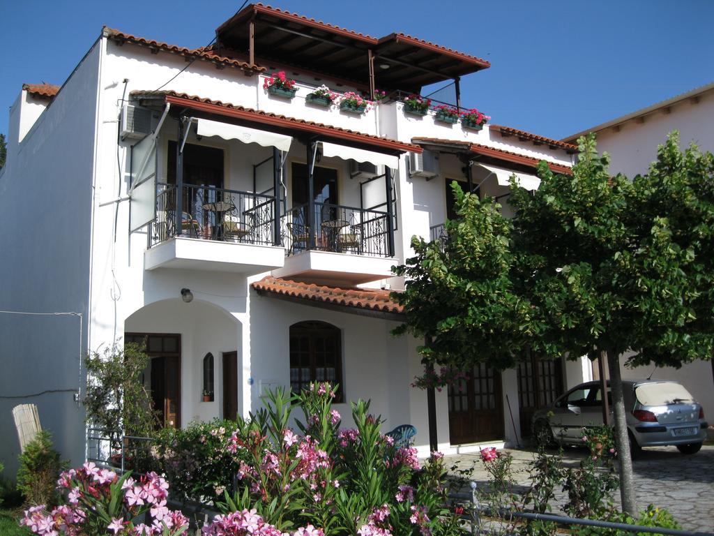 Guest house Athanasiou *