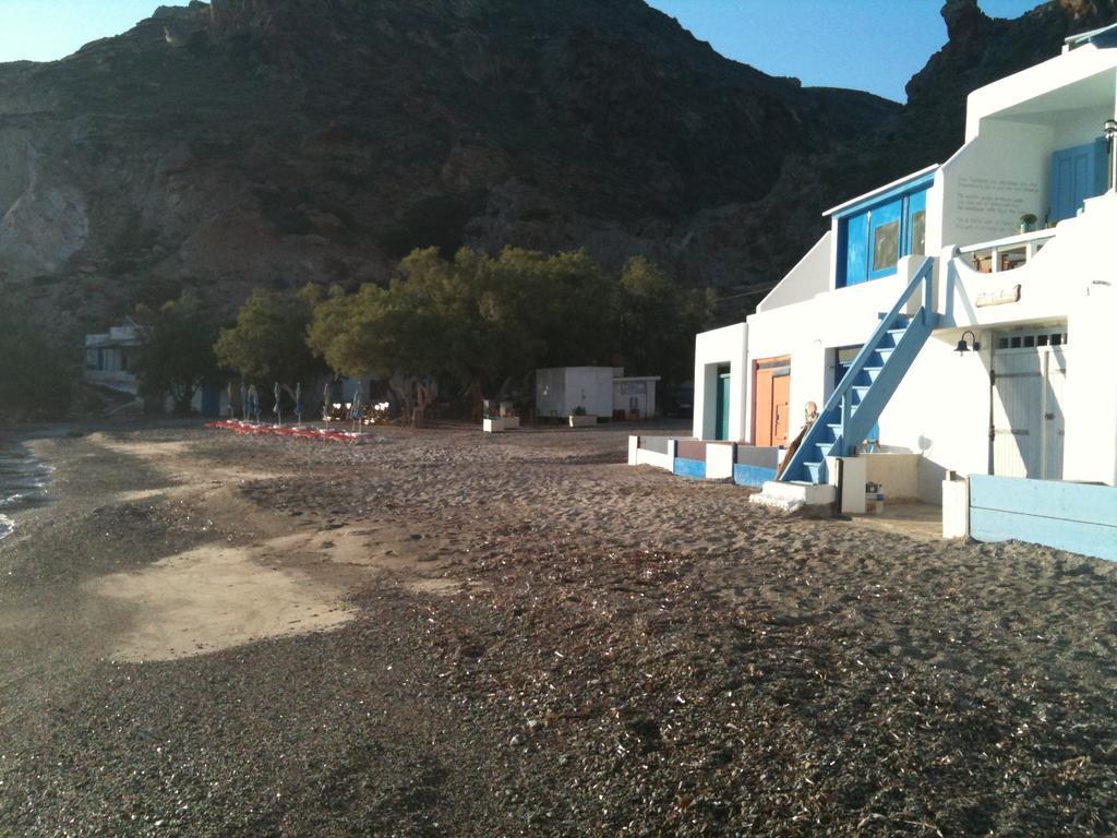 Studio Paradiso Plaka (Milos)