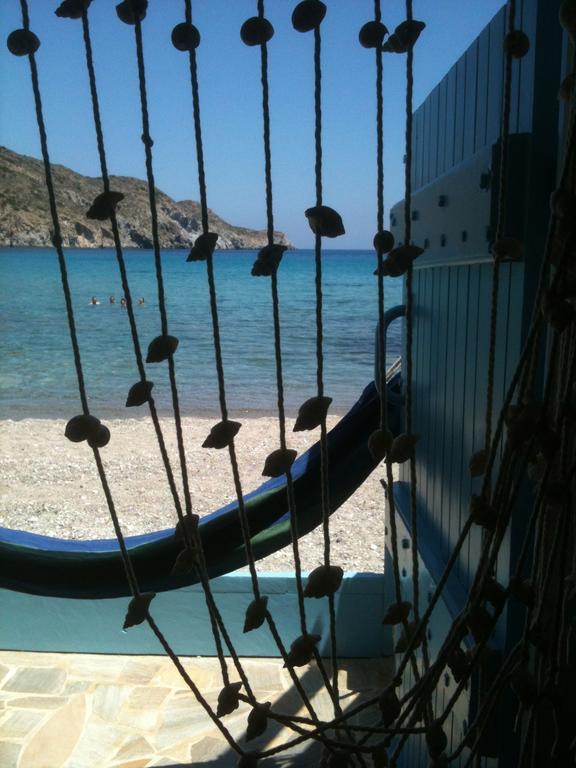 Studio Paradiso Plaka (Milos)