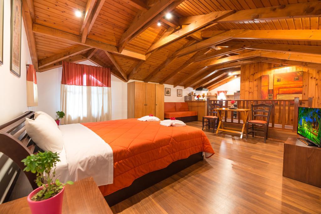 Zarkadis Beach Aparthotel