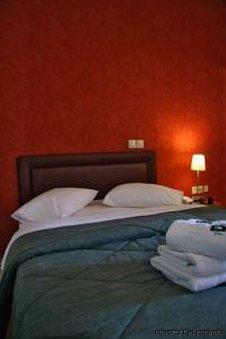 Lilia Hotel 2*