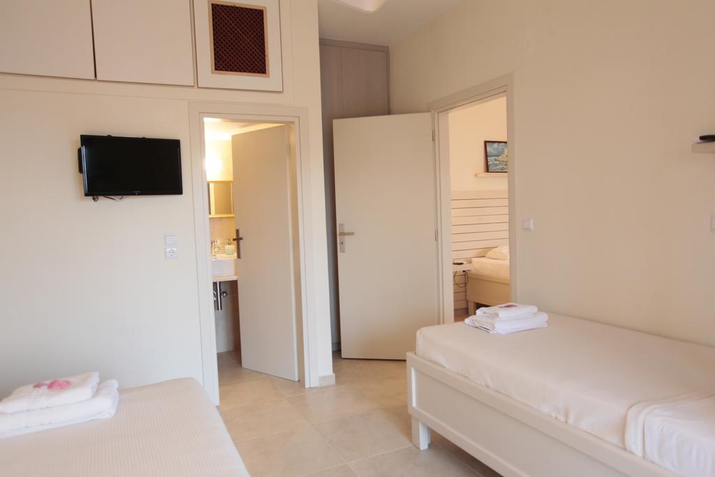 Asterias Apartment *