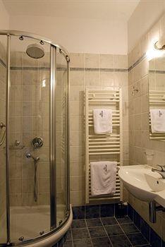 Corfu Club Aparthotel 3*