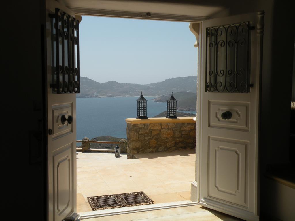Biancamo Villa *