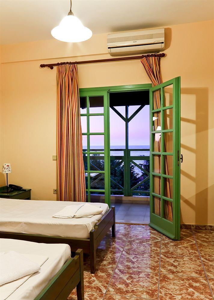 Pleiades Luxurious * Agios Nikolaos (Crete)