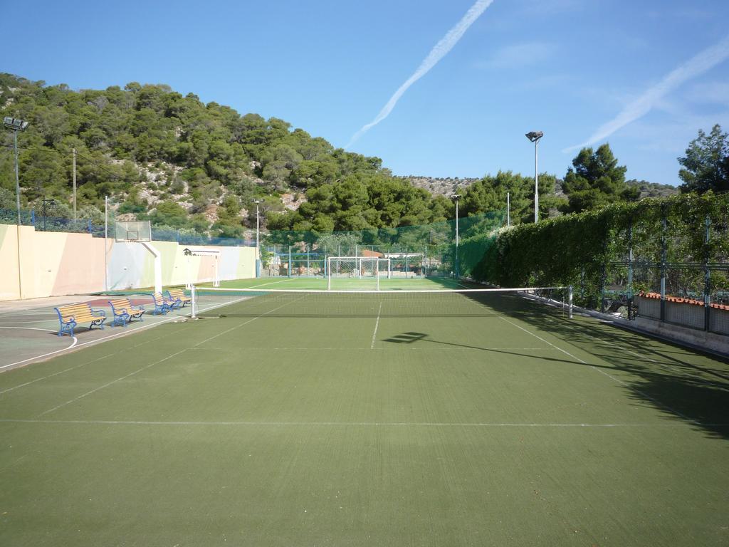 Saronikos Residences *