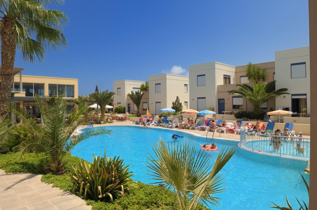 Meropi & 4*