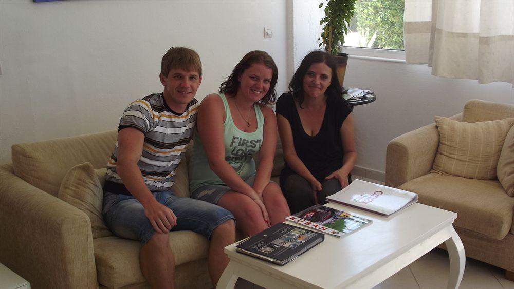 Arco Baleno Family Apartment Anissaras