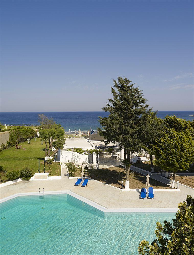 Hotel Larisa Boutique 3*