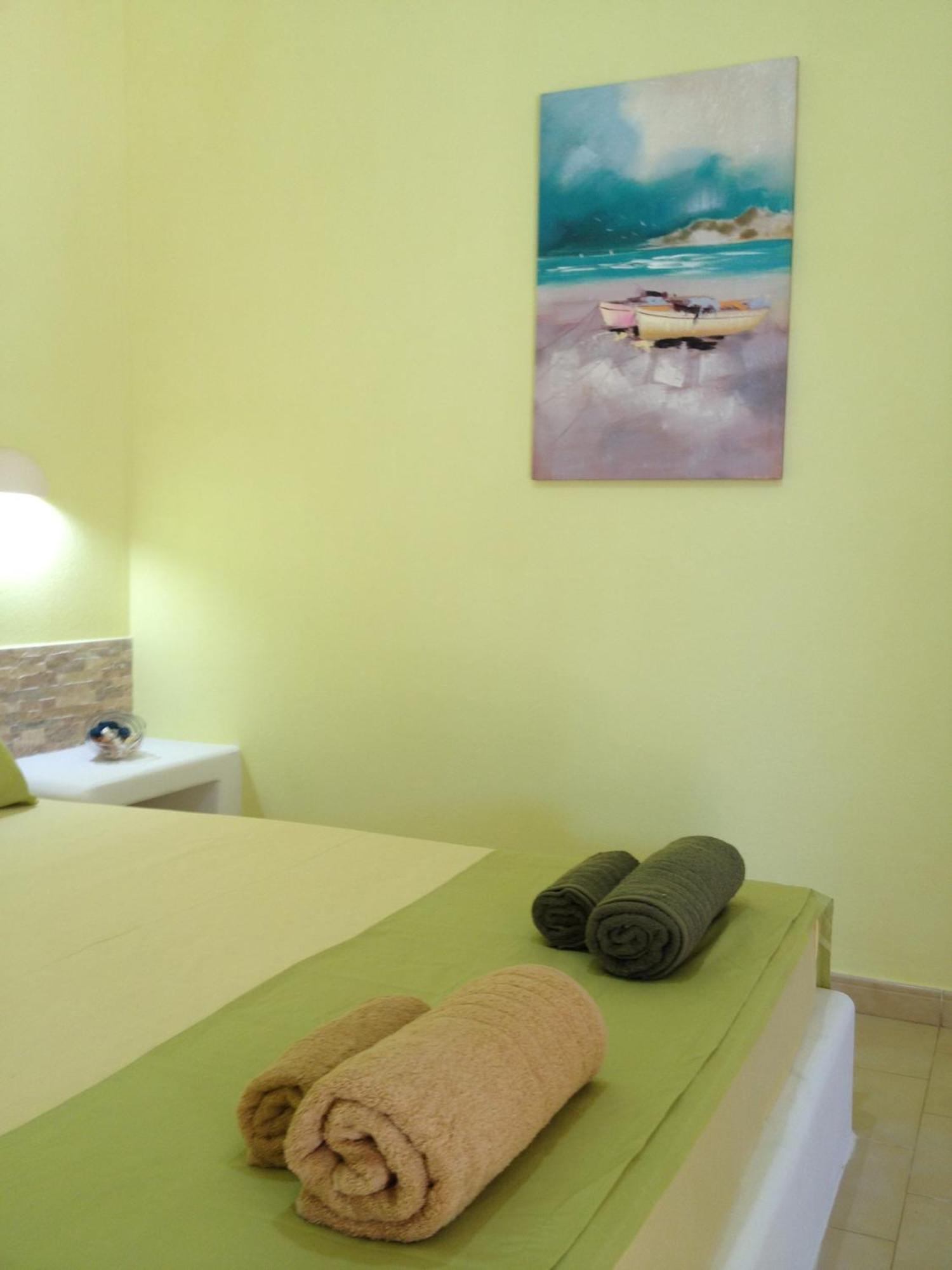 Guest house Avgerinos Paliochori 3*