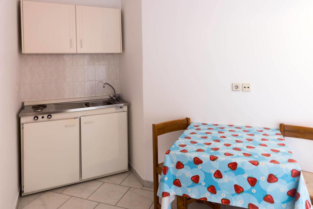 Aphrodite Apartment