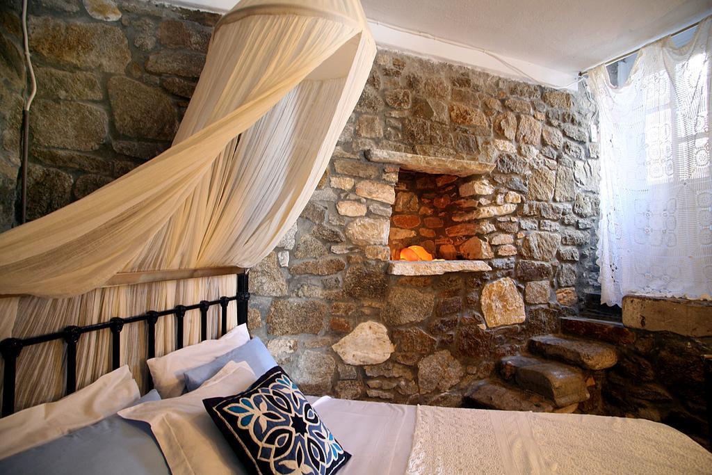 Aparthotel Voula & 4*