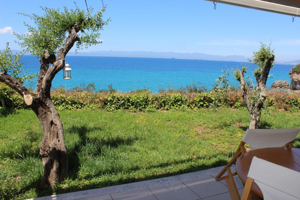Avia Holiday Homes *