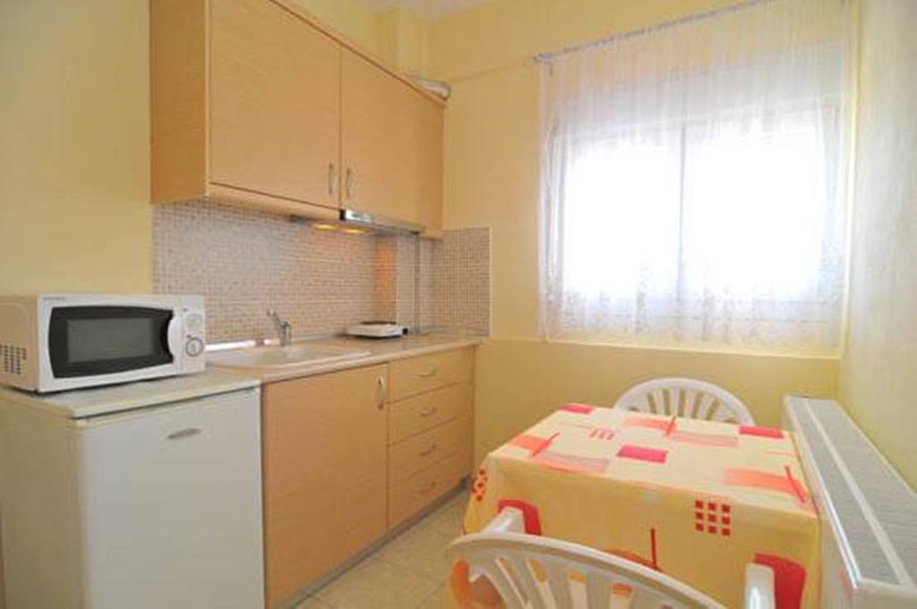Nestor Apartment *