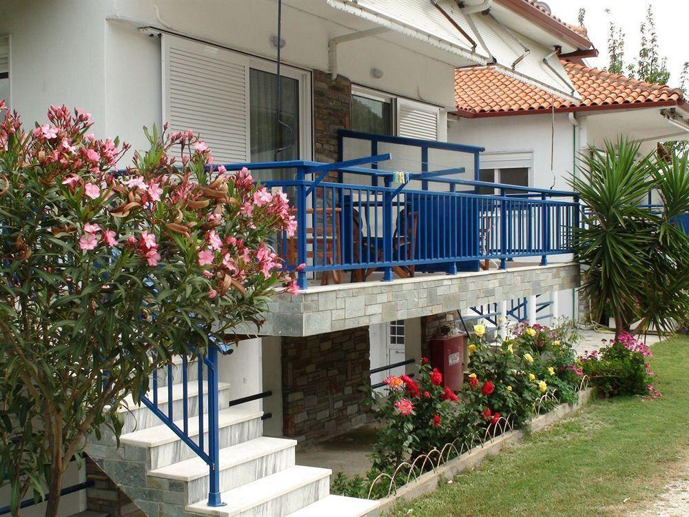 Assa * Pyrgadikia