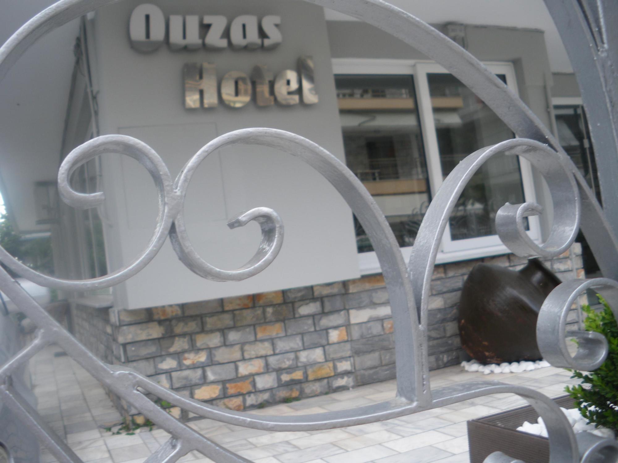 Ouzas Luxury Hotel 3*