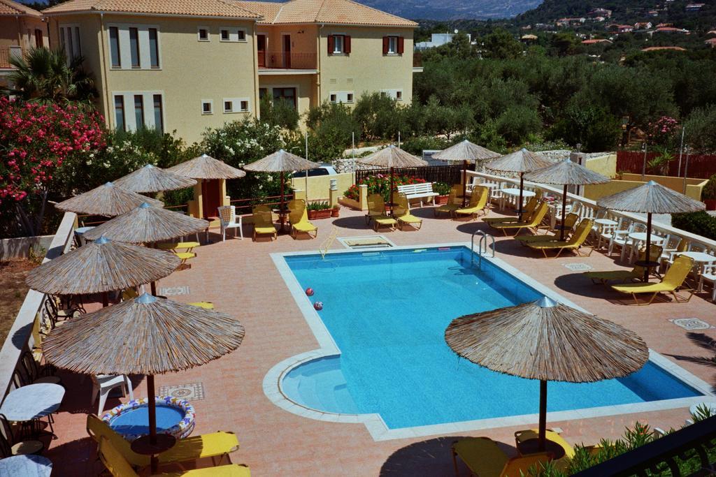 Ionian Apartment *