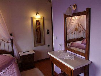 Mansion Theodora 3*