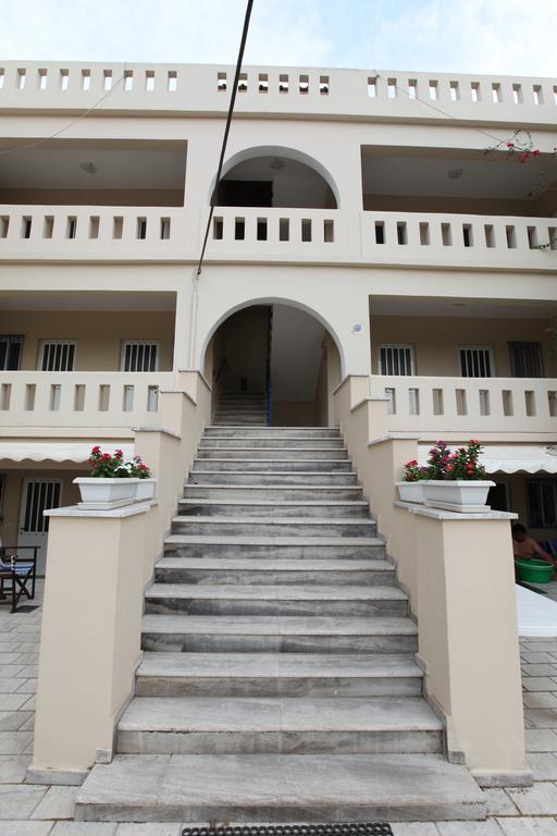 George Chrysa Apartment Kandia