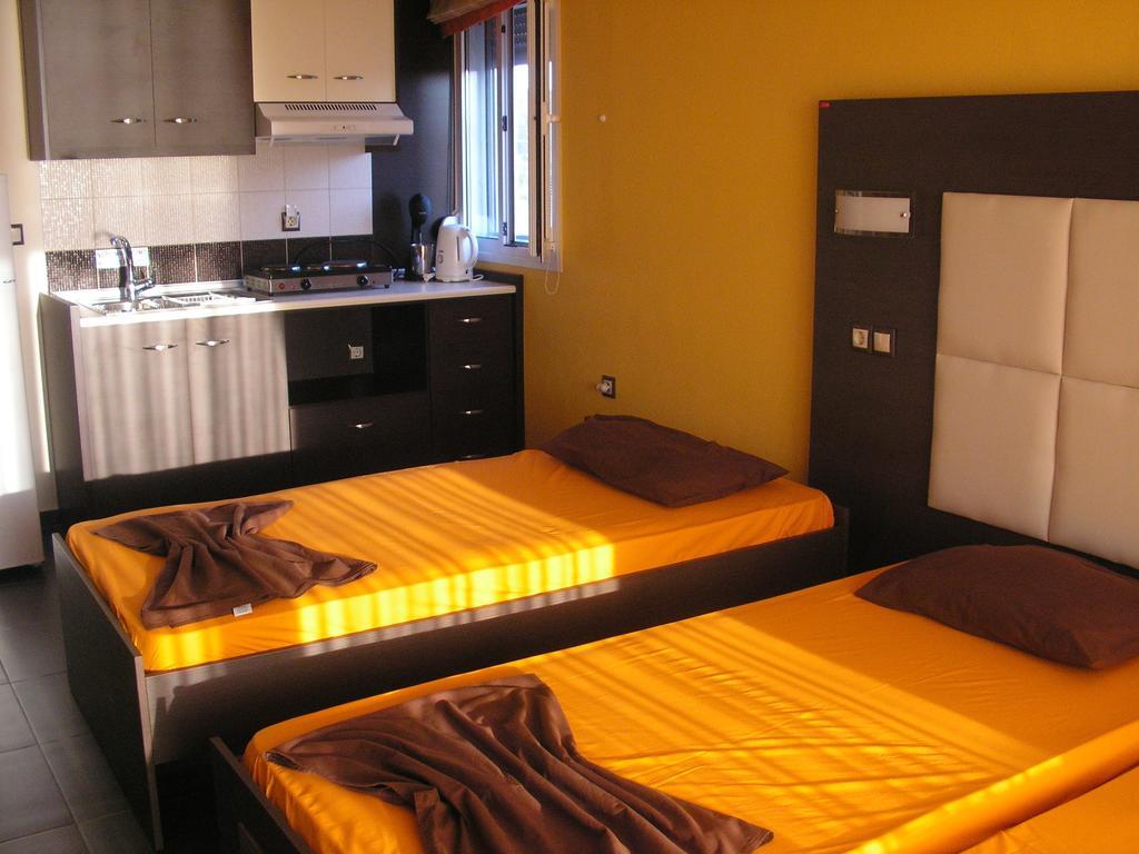 Apartment Bay