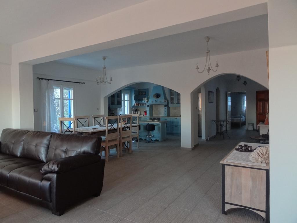 Holiday home Fenia