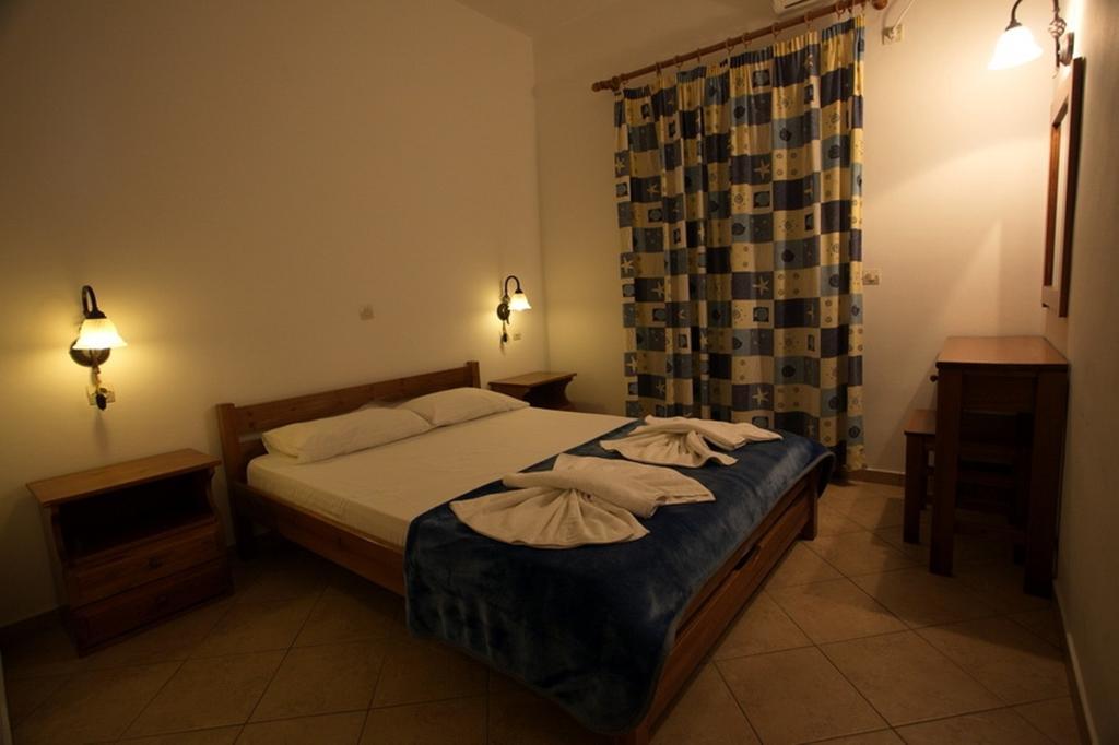 Aposperitis Hostel *