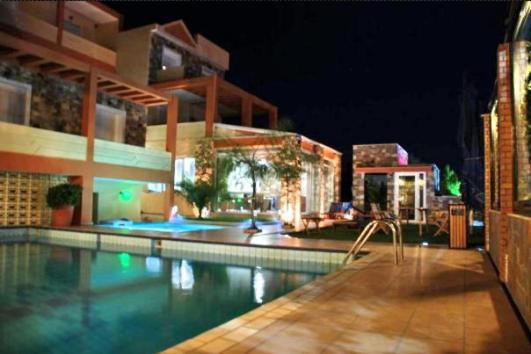 Vicky Ii Hotel