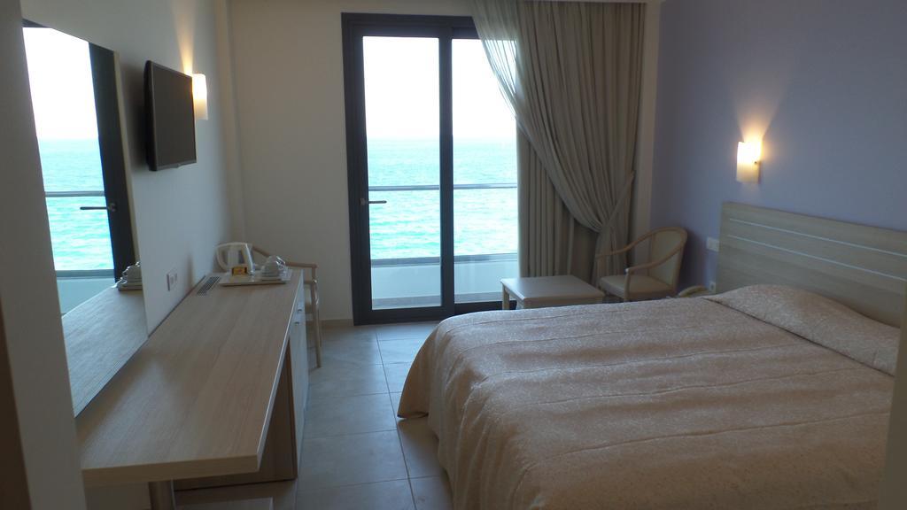Beach Hotel