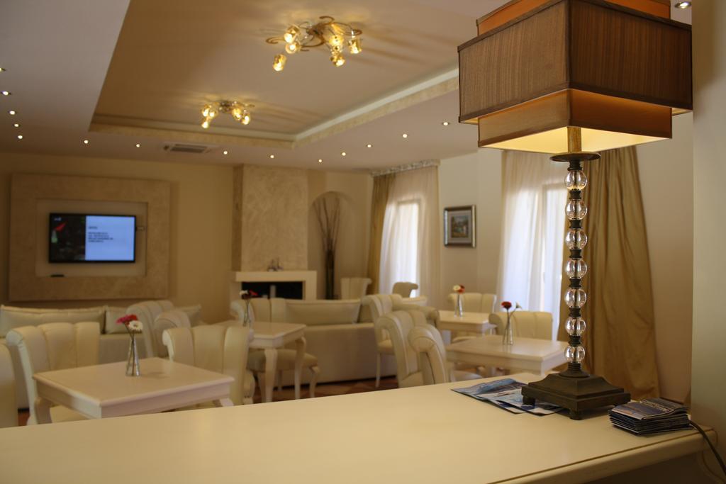 Aparthotel Gold 4*