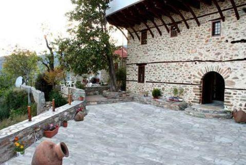 Archontiko Zarifi 1716 Agios Lavrentios