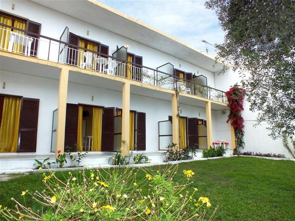 Firefly Apartment Moraitika