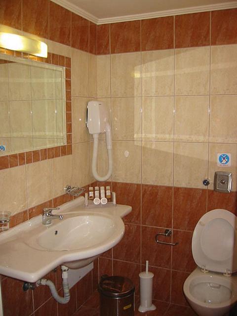 Golden Aparthotel 2*