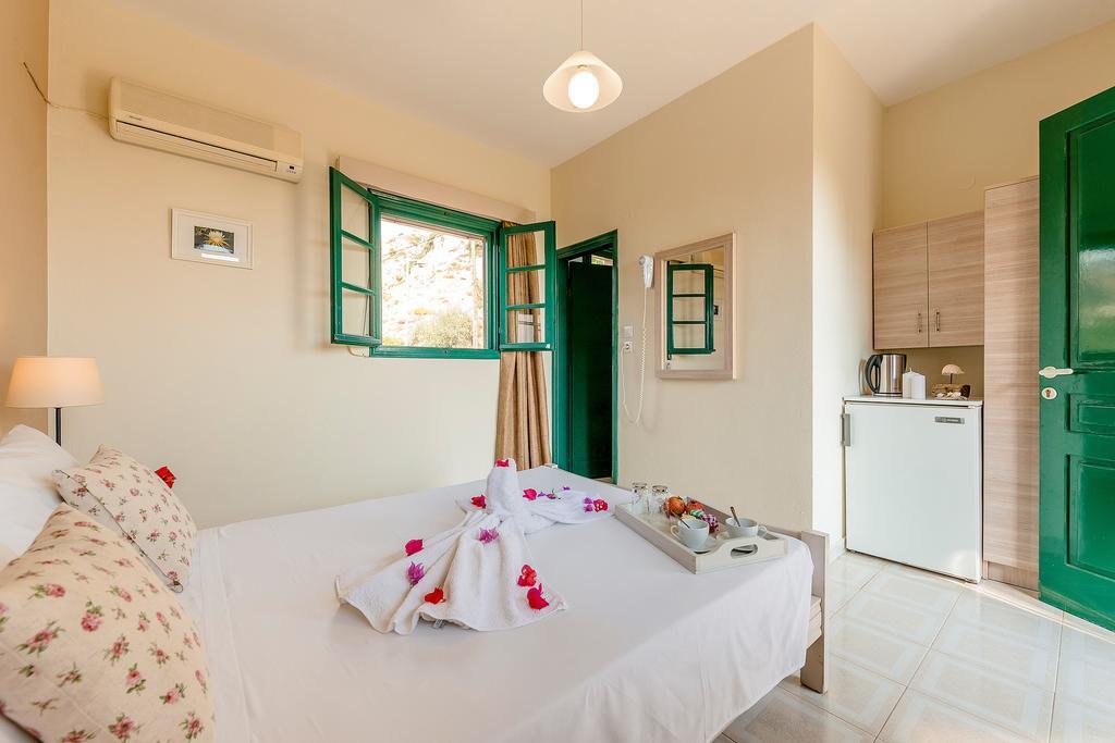 Alpha Stegna Sun Guest house Archangelos (Rhodes)