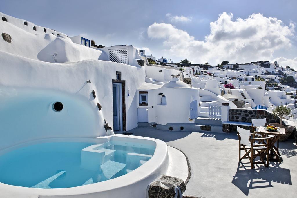 Gemela's Family Homes Oia (Santorini)