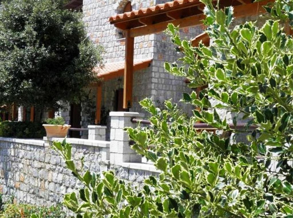 Lefkoritis Hotel Petres (Askyfou)