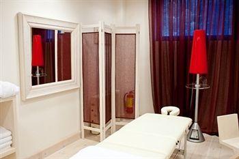 Seleni Suites Boutique Deluxe Hotel 4*