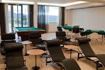 Seleni Suites Boutique Deluxe 4* Vytina