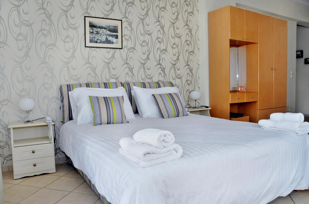 To Kastro Aparthotel Pylos