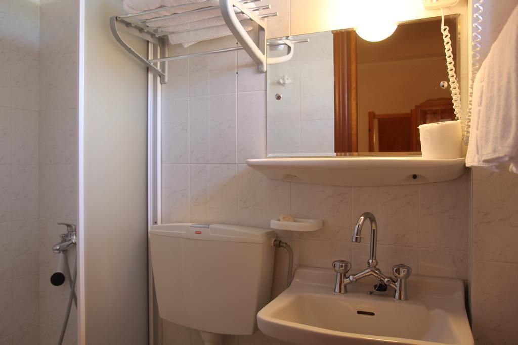Circe Pansion Apartment Lixouri