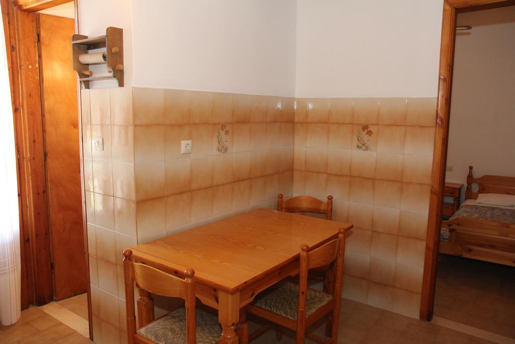 Apartment Circe Pansion Lixouri